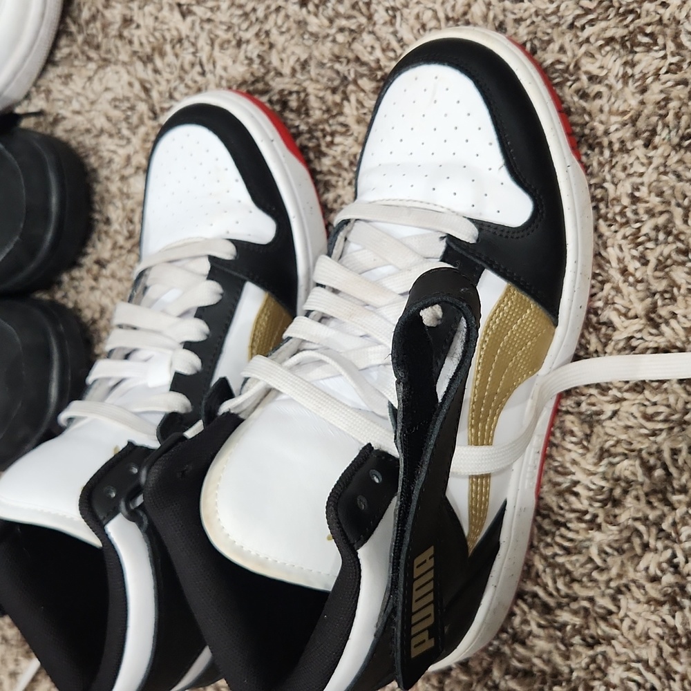 Puma sneakers